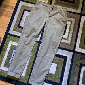 Levi’s chino tapers pants